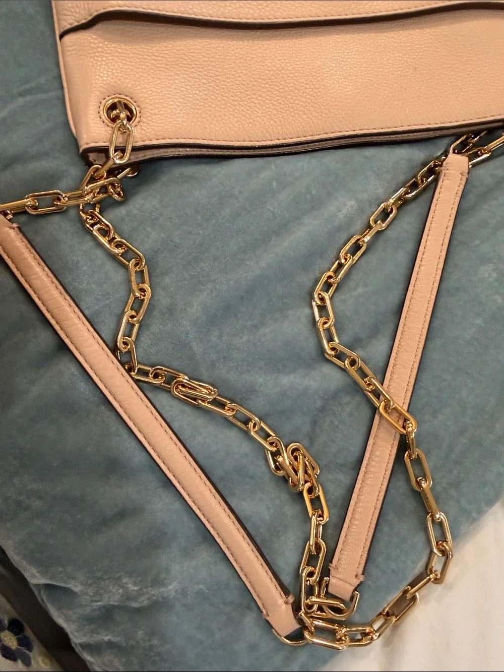 Tory Burch Pale Pink/Crene Pebbled Leather Shoulder Bag with Gold Chain